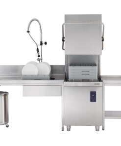 Komplettinstallation der Haubenspülmaschine HK850